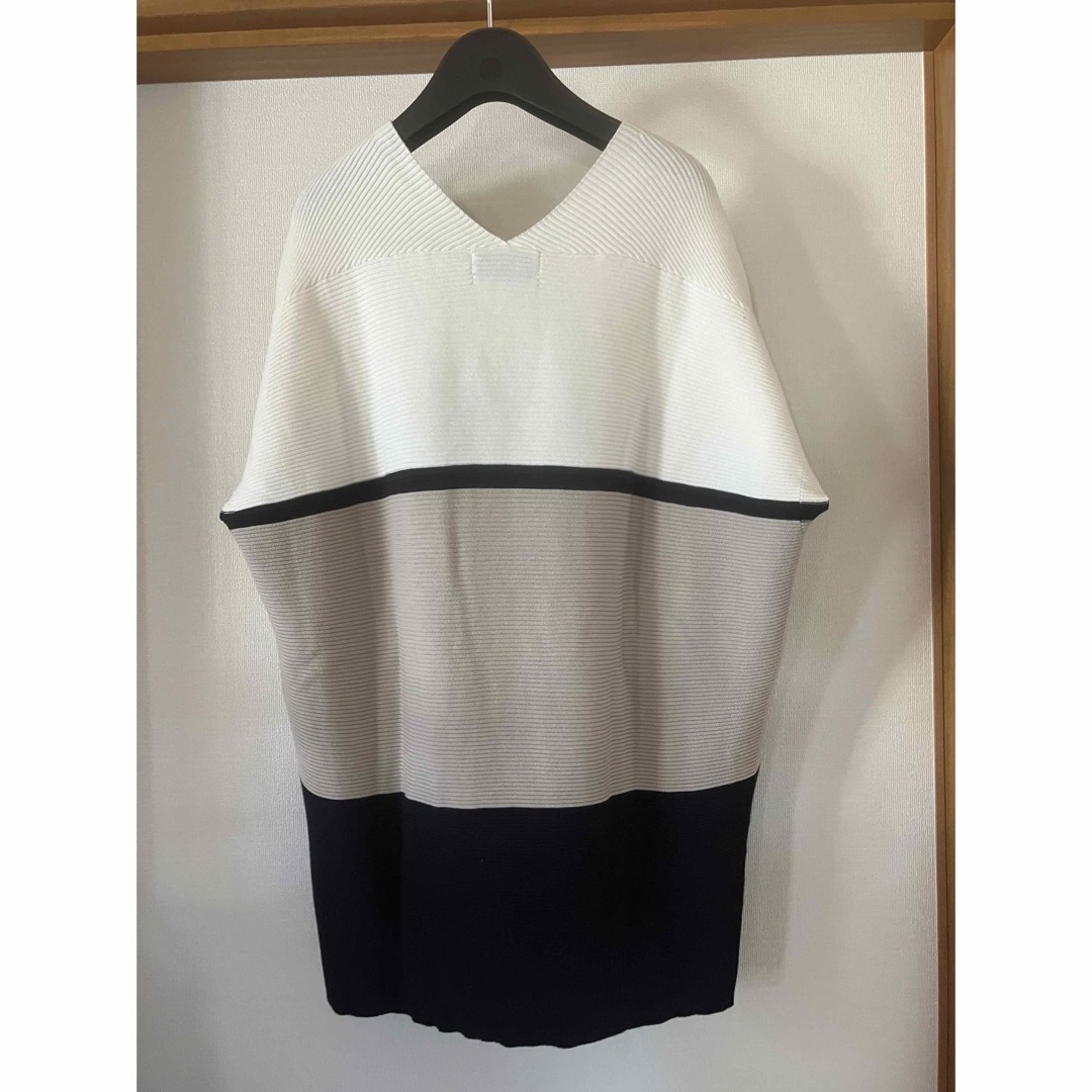 AZUL by moussy(アズールバイマウジー)のアズールバイマウジー✨ LOOSE PANEL KNIT TOP レディースのトップス(カットソー(半袖/袖なし))の商品写真