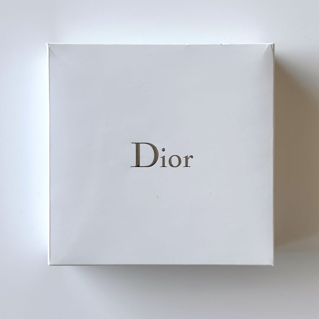Dior(ディオール)の【新品未使用】Dior ディオール JOYコスメポーチ（非売品） レディースのファッション小物(ポーチ)の商品写真