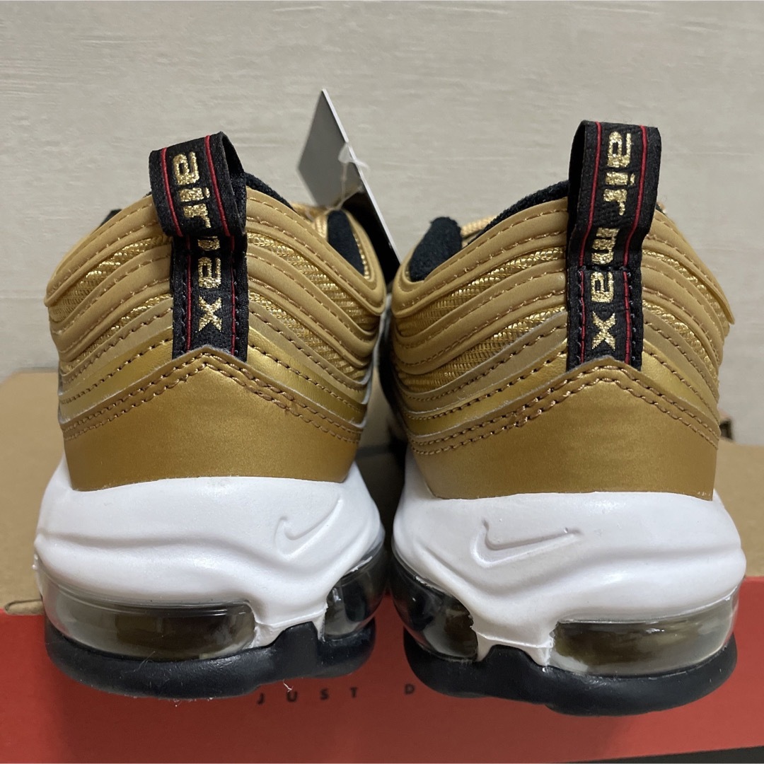 NIKE(ナイキ)のNike Air Max 97 OG "Gold Bullet" ❣️値下げ メンズの靴/シューズ(スニーカー)の商品写真