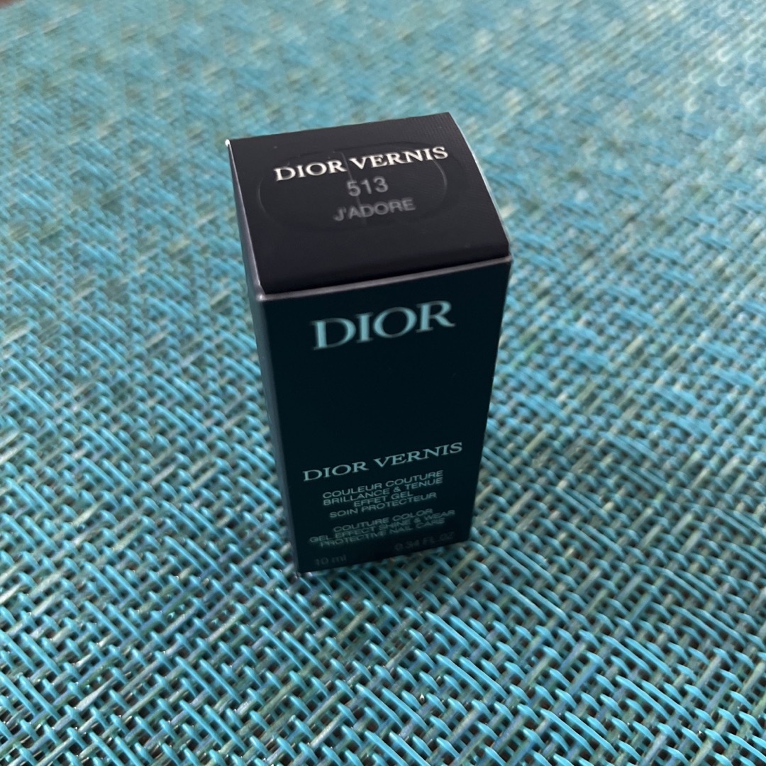 Dior(ディオール)のディオールヴェルニ513 コスメ/美容のネイル(マニキュア)の商品写真