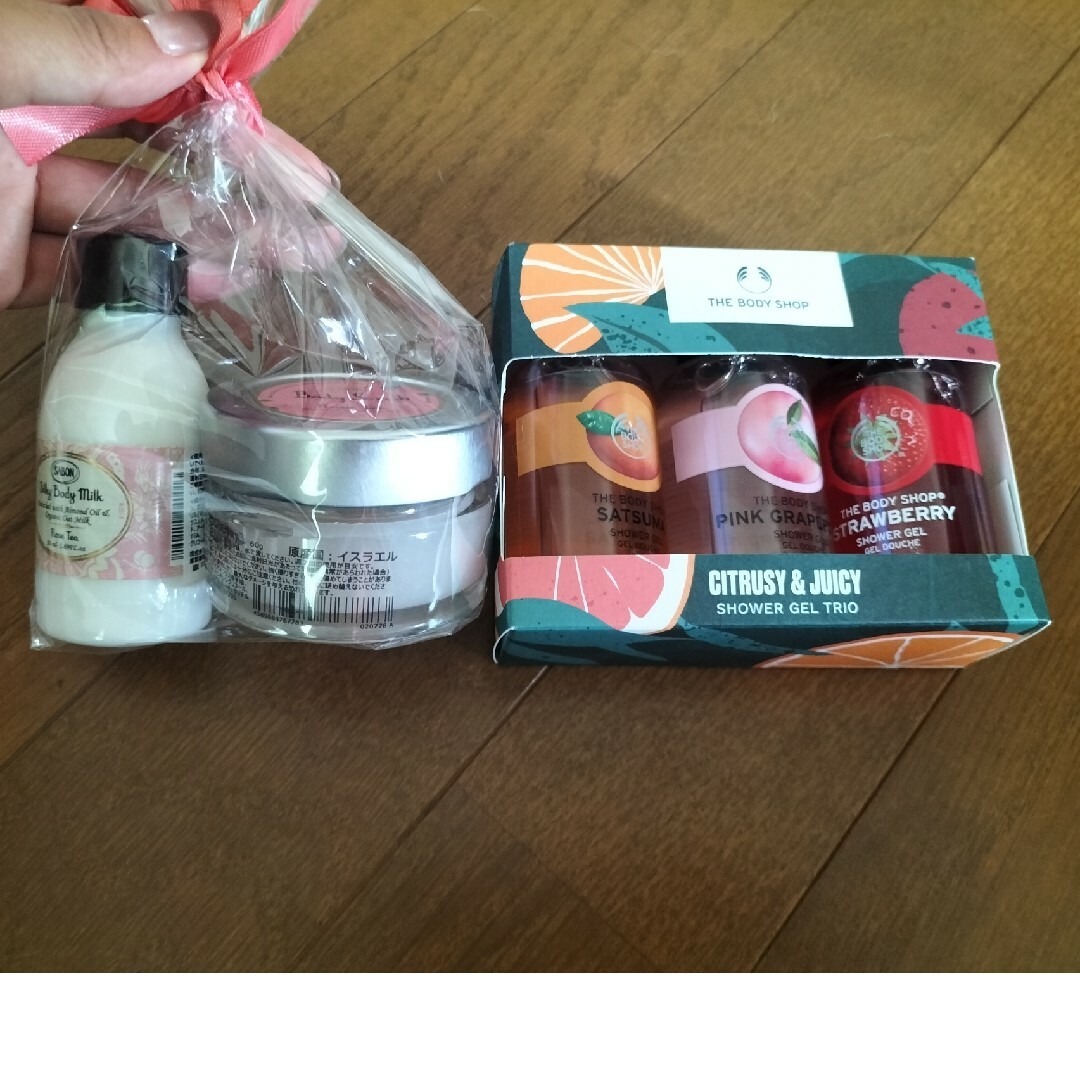 SABON(サボン)のボディショップとサボンのセット！ コスメ/美容のボディケア(ボディスクラブ)の商品写真