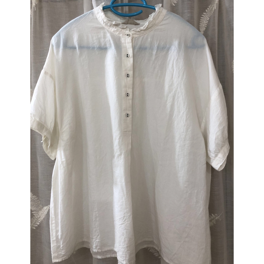 SM2(サマンサモスモス)のサマンサモスモス　フリルブラウスシャツ レディースのトップス(シャツ/ブラウス(半袖/袖なし))の商品写真