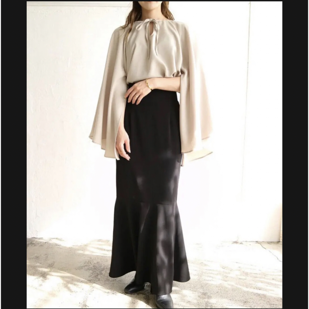 【acka】flare slit blouse（beige）