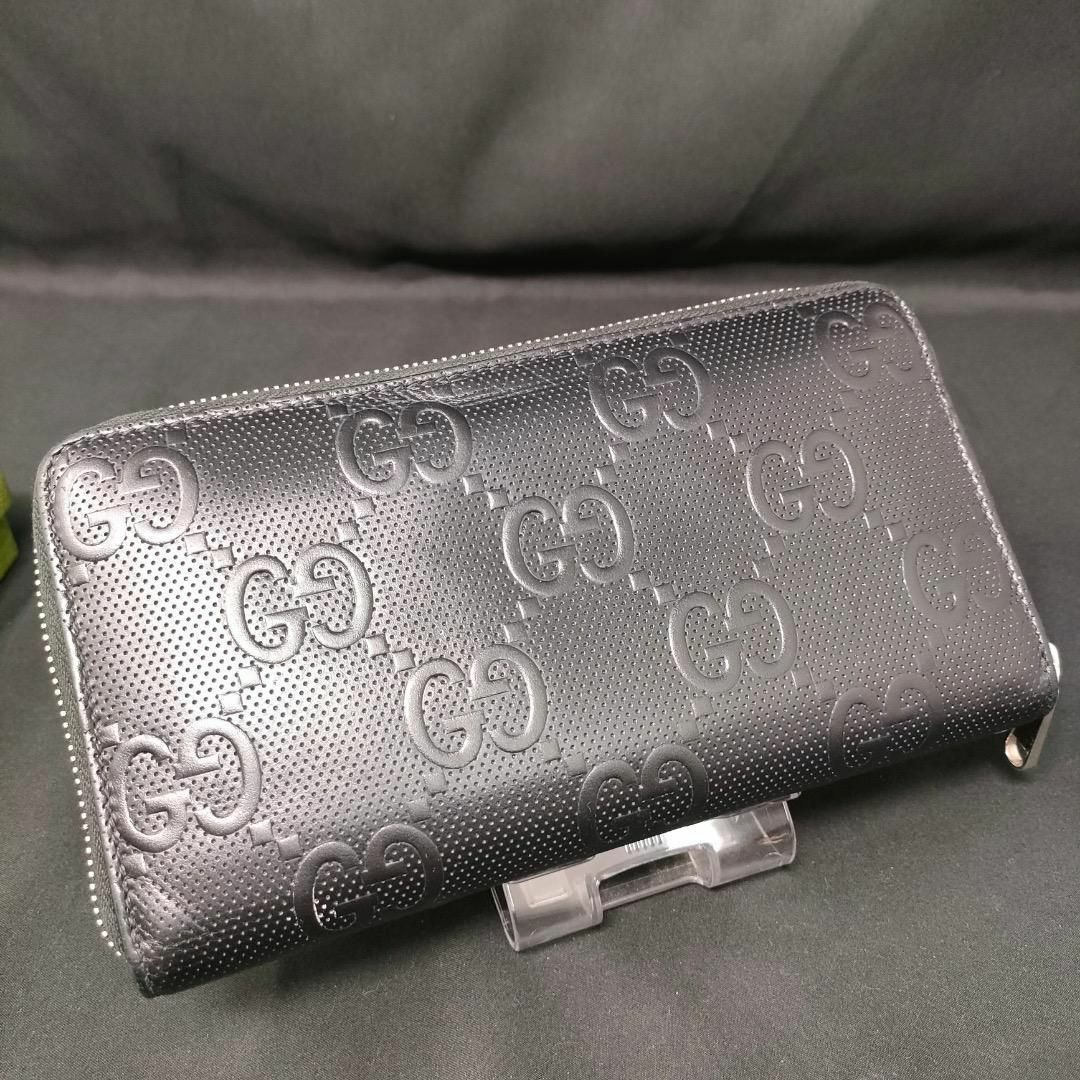 Gucci(グッチ)のグッチ 625563 エンボス オーガナイザー 長財布 メンズのファッション小物(長財布)の商品写真