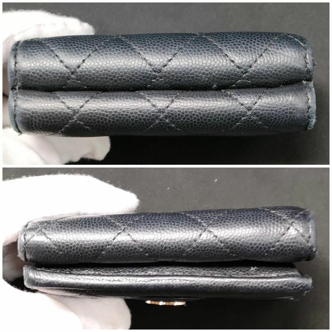 CHANEL(シャネル)のシャネル キャビアスキン マトラッセ 三つ折り財布 レディースのファッション小物(財布)の商品写真