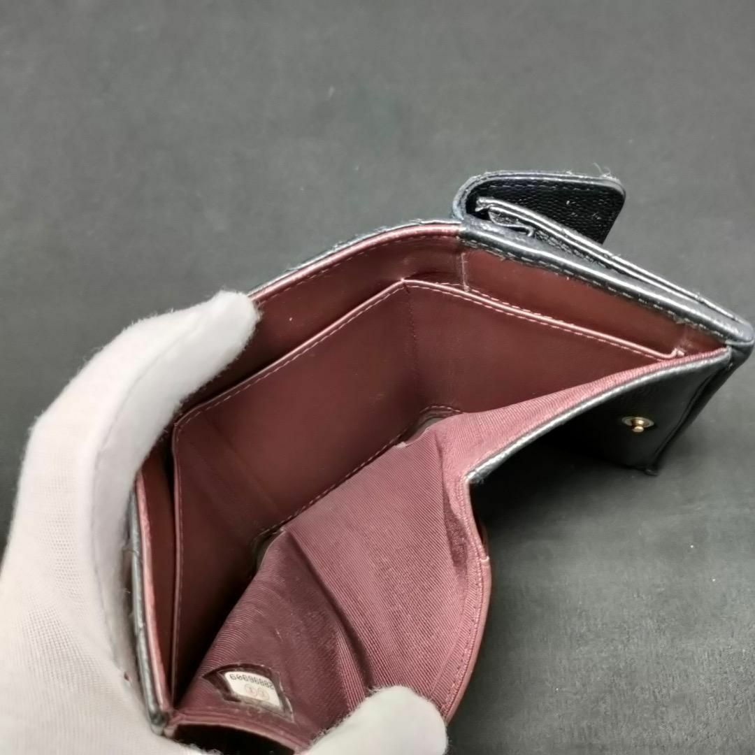 CHANEL(シャネル)のシャネル キャビアスキン マトラッセ 三つ折り財布 レディースのファッション小物(財布)の商品写真