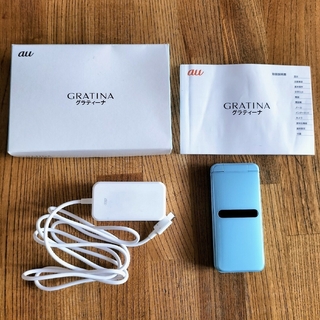 エーユー(au)の美品 充電器付き au グラティーナ GRATINA KYF42 ブルー(携帯電話本体)