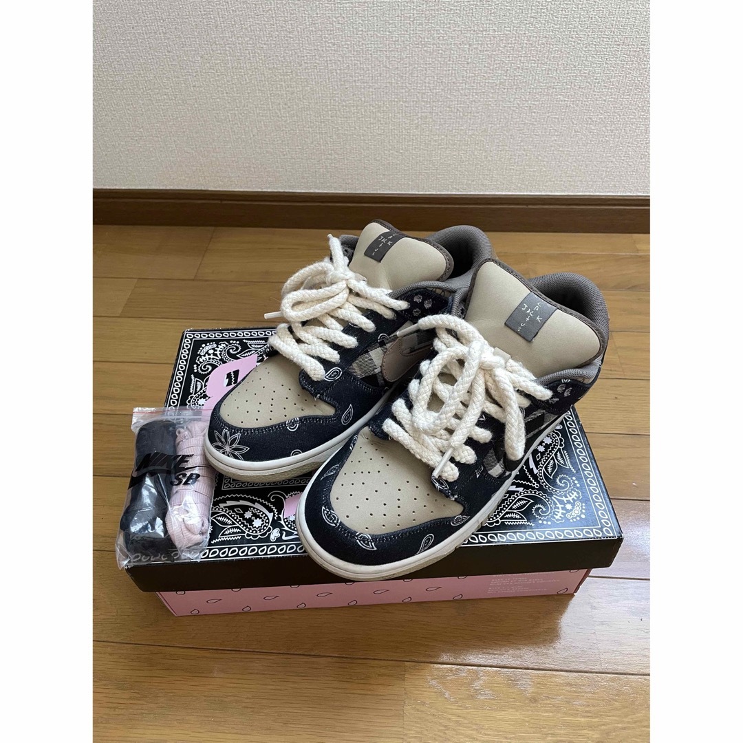 Travis Scott × Nike SB Dunk Low 27cm