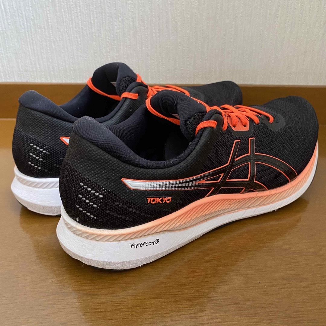 asics(アシックス)の［特別モデル］EvoRide TOKYO アシックス ランニングシューズ スポーツ/アウトドアのランニング(シューズ)の商品写真