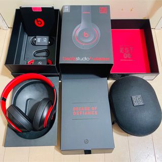 ビーツバイドクタードレ(Beats by Dr Dre)の【新品同様品】Beats Studio3Wireless 10周年記念モデル(ヘッドフォン/イヤフォン)