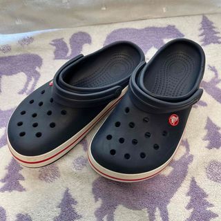 クロックス(crocs)のcrocs  クロックス　クロックバンド　サンダル　ネイビー　M5W7(サンダル)