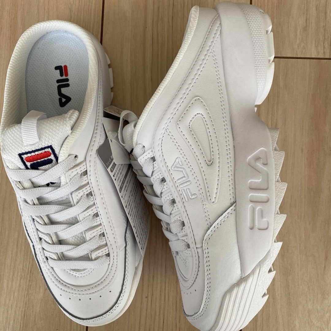 FILA(フィラ)の新品　FILA　ディスラプターII ミュール　スリッポン　24㎝　レディース レディースの靴/シューズ(スニーカー)の商品写真