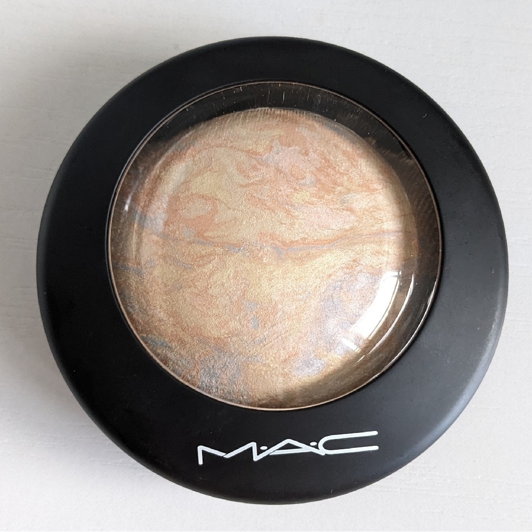 MAC(マック)の【M·A·C】ミネラライズ スキンフィニッシ ライトスカペード【キャンセル不可】 コスメ/美容のベースメイク/化粧品(フェイスカラー)の商品写真