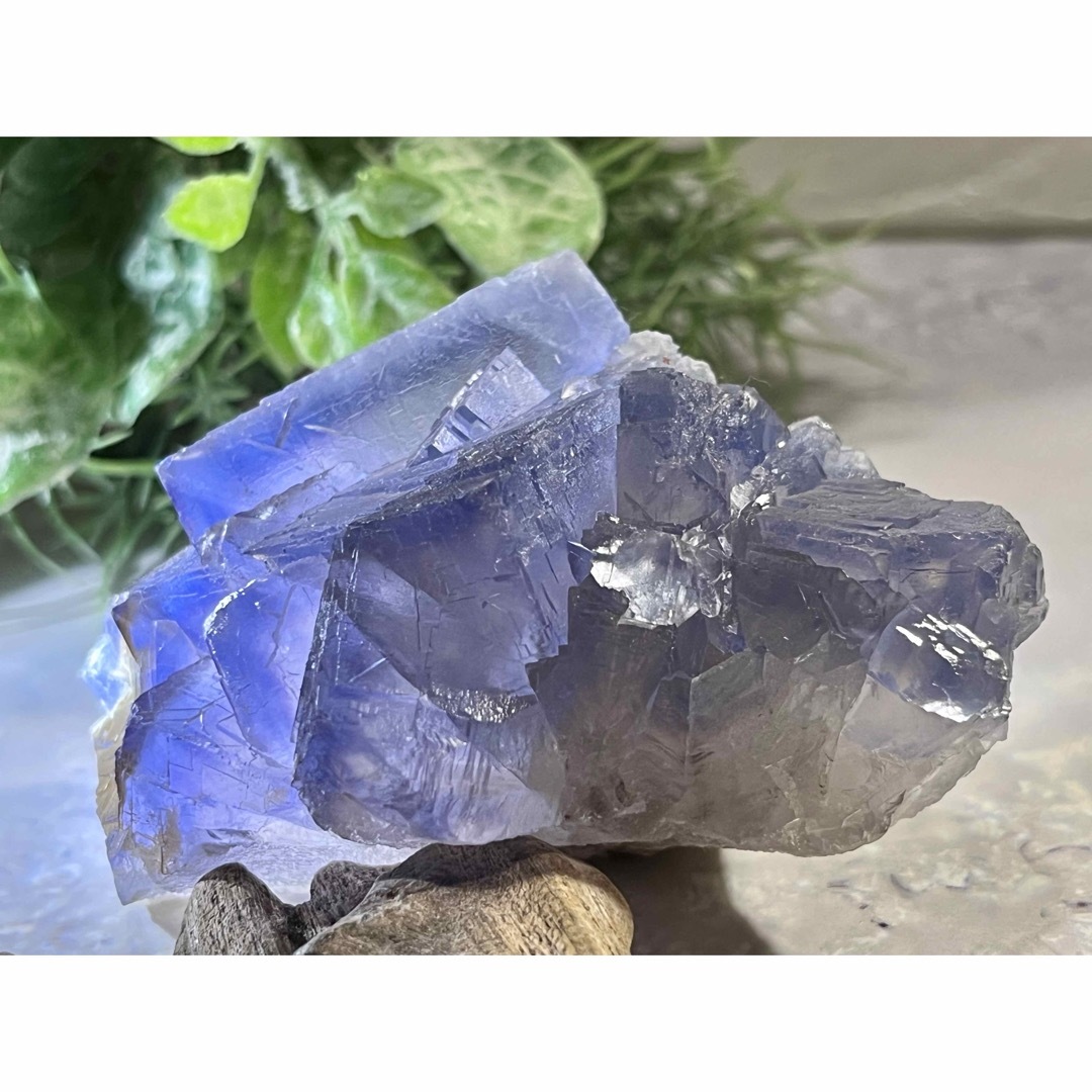 パキスタン産✨　ブルー　フローライト　クラスター　蛍石　ラフストーン　原石