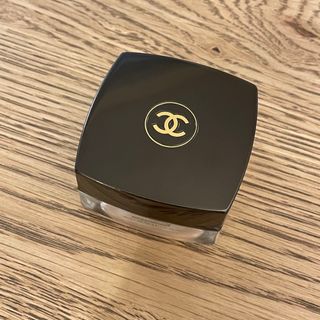 ほぼ未使用 CHANEL サブリマージュ ル コレクトゥール ユー 02