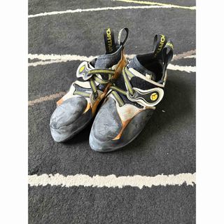 スポルティバ(LA SPORTIVA)のスポルティバ ソリューション　サイズ39(登山用品)