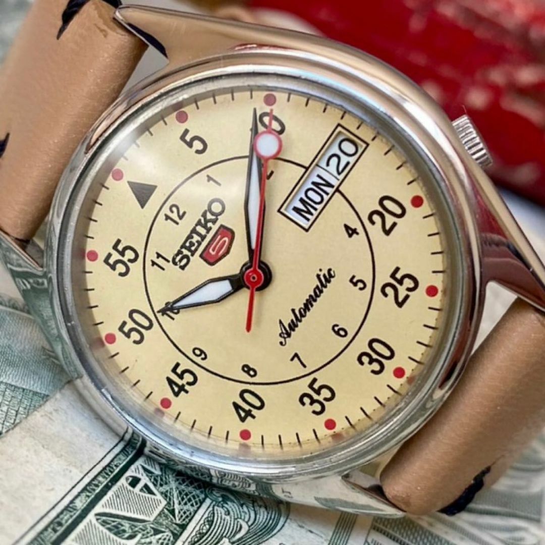 SEIKO - 【レトロ可愛い】セイコー5 メンズ腕時計 イエロー 自動巻き ヴィンテージの通販 by vintage watch shop