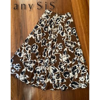 エニィスィス(anySiS)のany SiS(エニィスィス) 新品タグ付 ロングスカート M 夏～秋冬の花柄(ロングスカート)