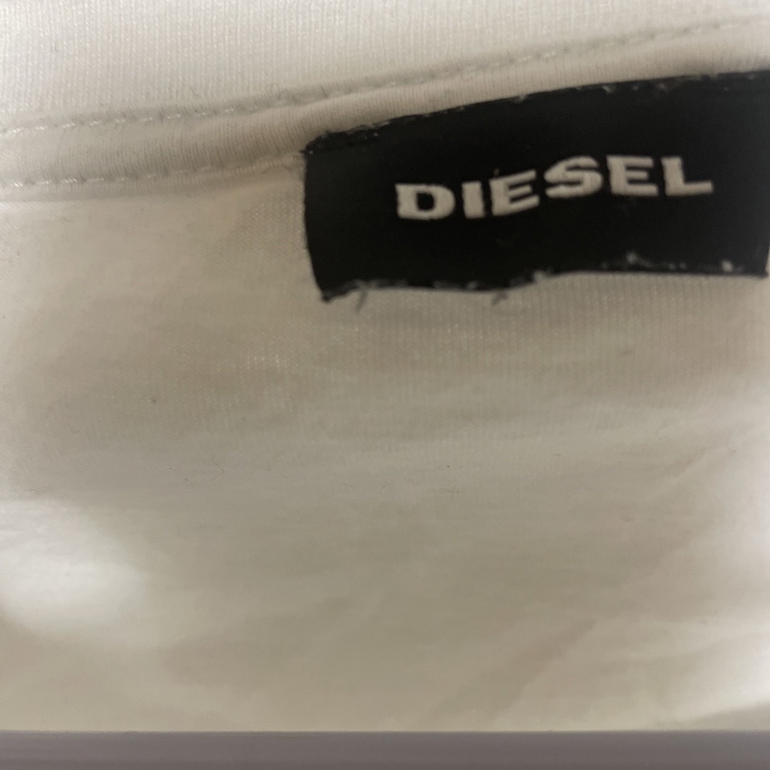 DIESEL(ディーゼル)のDIESELデイセルシャツ メンズのトップス(Tシャツ/カットソー(半袖/袖なし))の商品写真