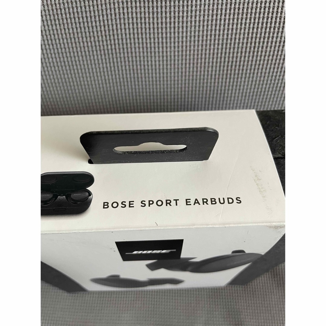 BOSE(ボーズ)のBose Sport Earbuds スマホ/家電/カメラのオーディオ機器(ヘッドフォン/イヤフォン)の商品写真