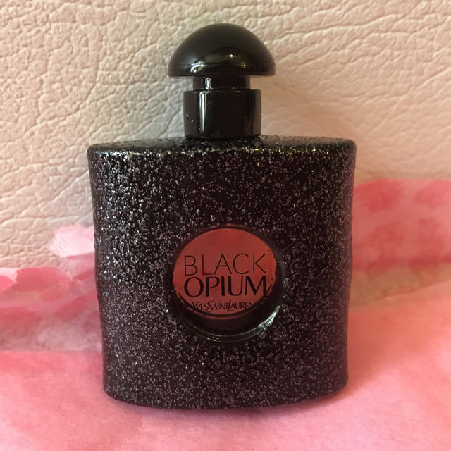 Yves Saint Laurent Beaute(イヴサンローランボーテ)のYSL Black Opium ミニ香水♡ コスメ/美容の香水(香水(女性用))の商品写真