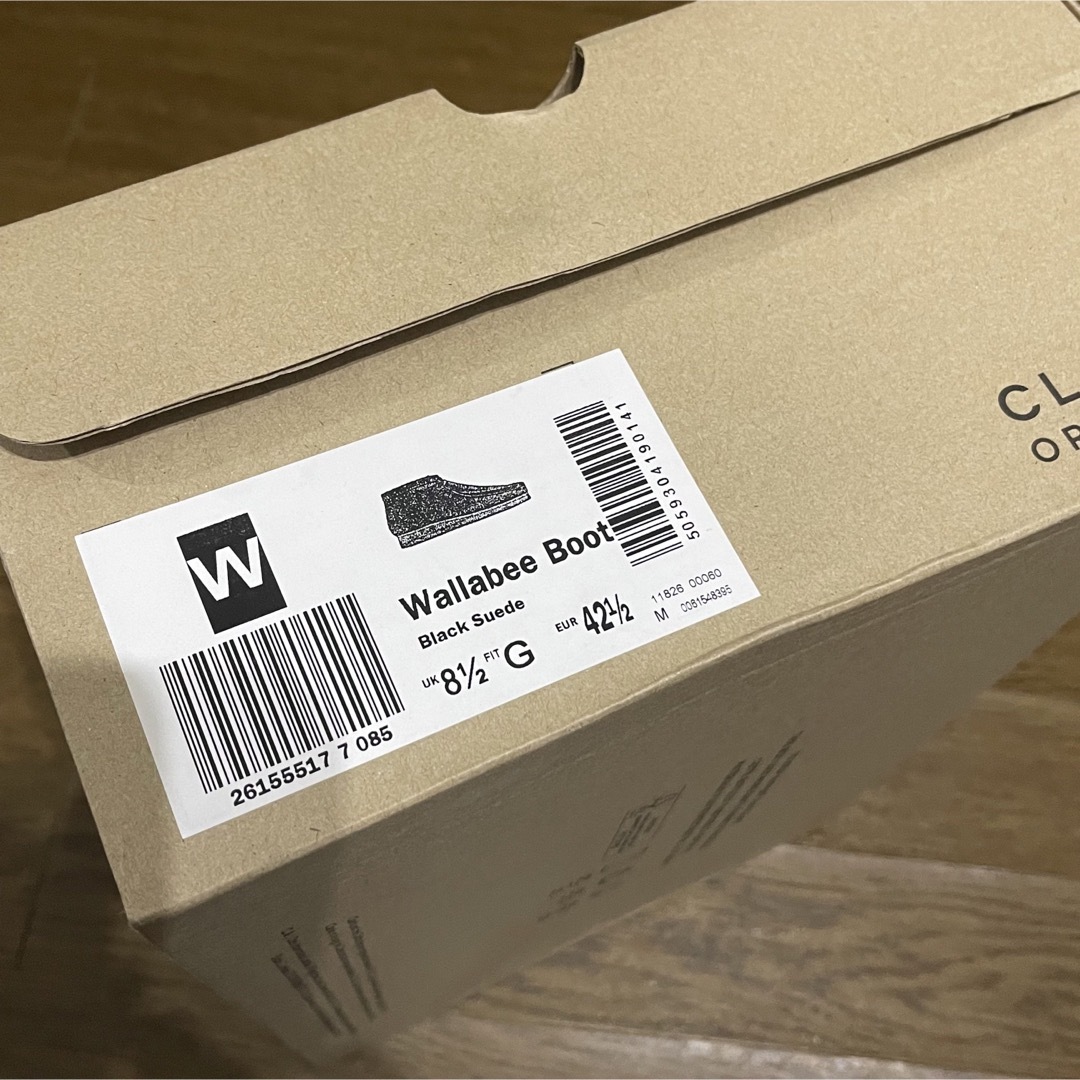 Clarks(クラークス)のクラークス ワラビーブーツ 黒 27.5cm 新品未使用 clarks 42.5 メンズの靴/シューズ(ブーツ)の商品写真