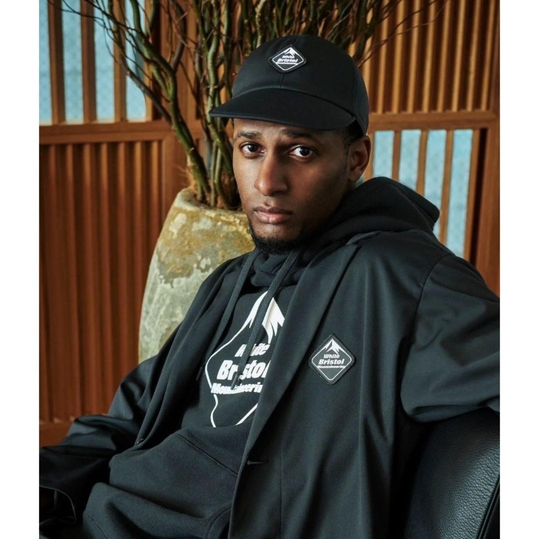 F.C.R.B. - 新品☆WHITE MOUNTAINEERING F.C.REAL BRISTOLの通販 by