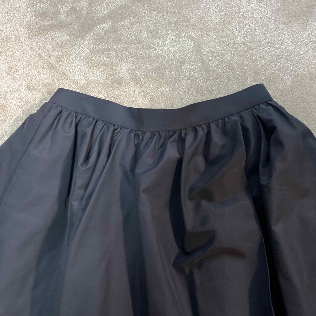 ROPE’(ロペ)の【新品】ROPEのネイビーフレアースカート レディースのスカート(ロングスカート)の商品写真