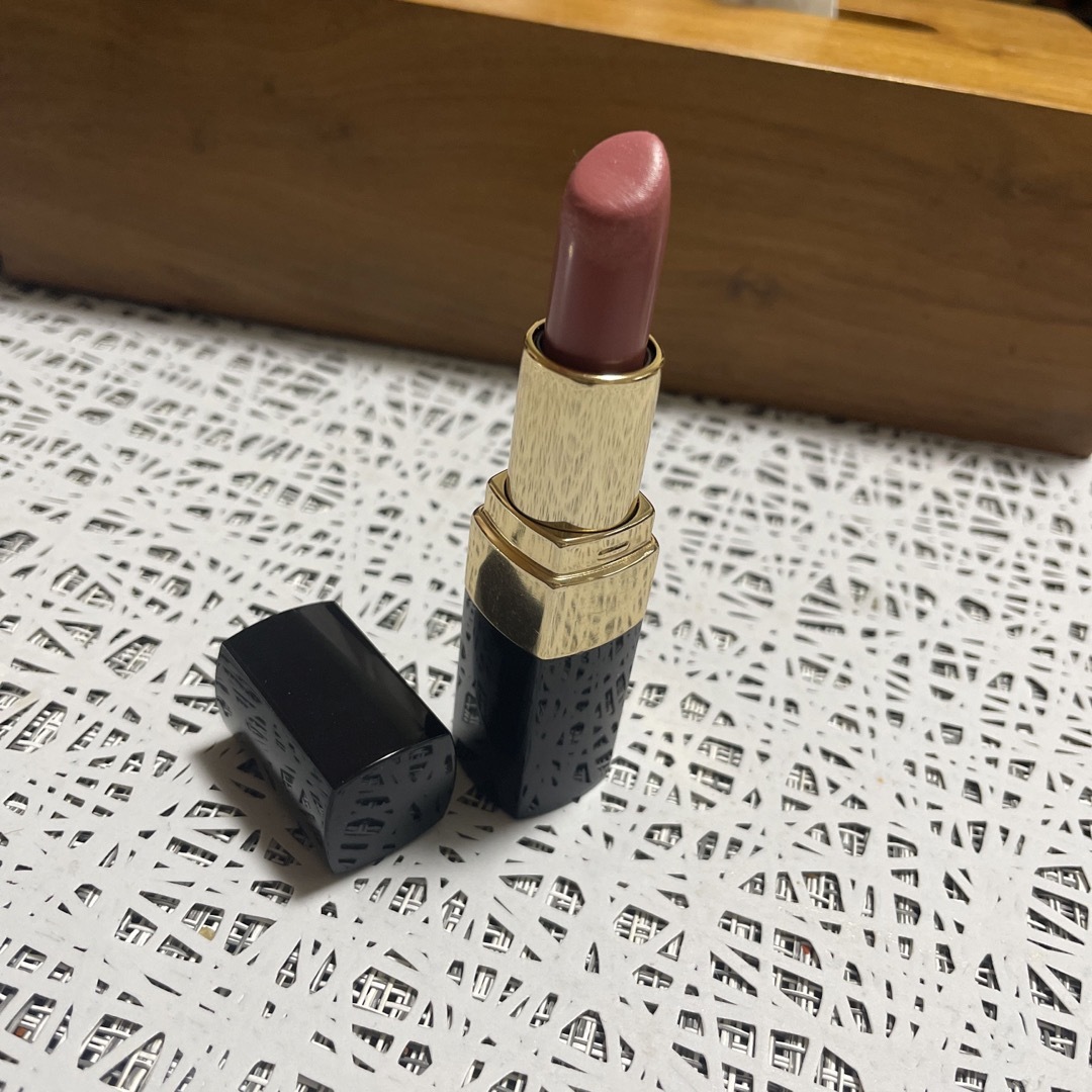 BOBBI BROWN(ボビイブラウン)のBOBBI BROWN 口紅 コスメ/美容のベースメイク/化粧品(口紅)の商品写真