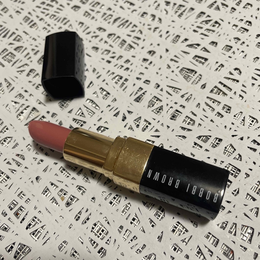 BOBBI BROWN(ボビイブラウン)のBOBBI BROWN 口紅 コスメ/美容のベースメイク/化粧品(口紅)の商品写真