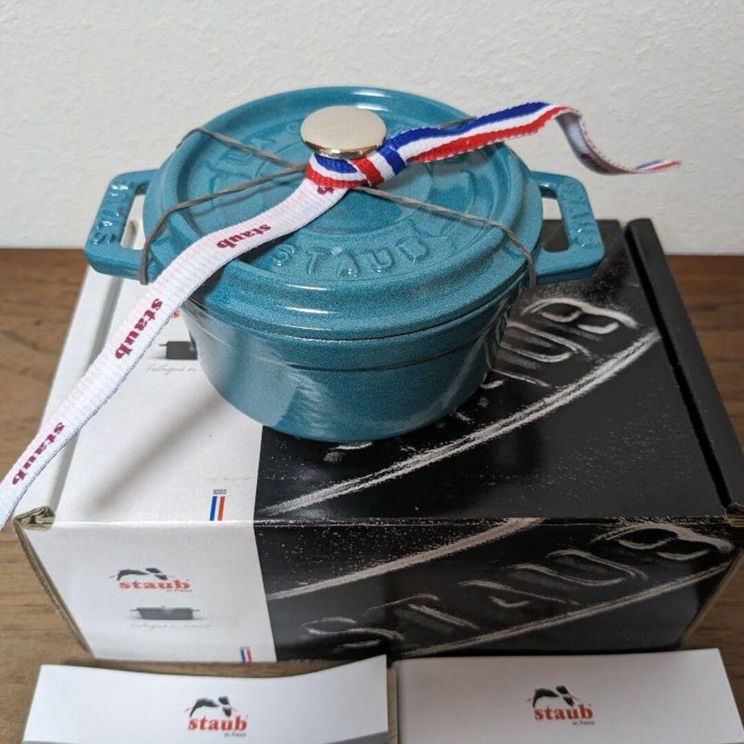 ストウブ ココットラウンド 10㎝ ルミナスブルー 生涯保証付 新品 www ... ストウブ ココットラウンド 10㎝ ルミナスブルー 生涯保証付 新品