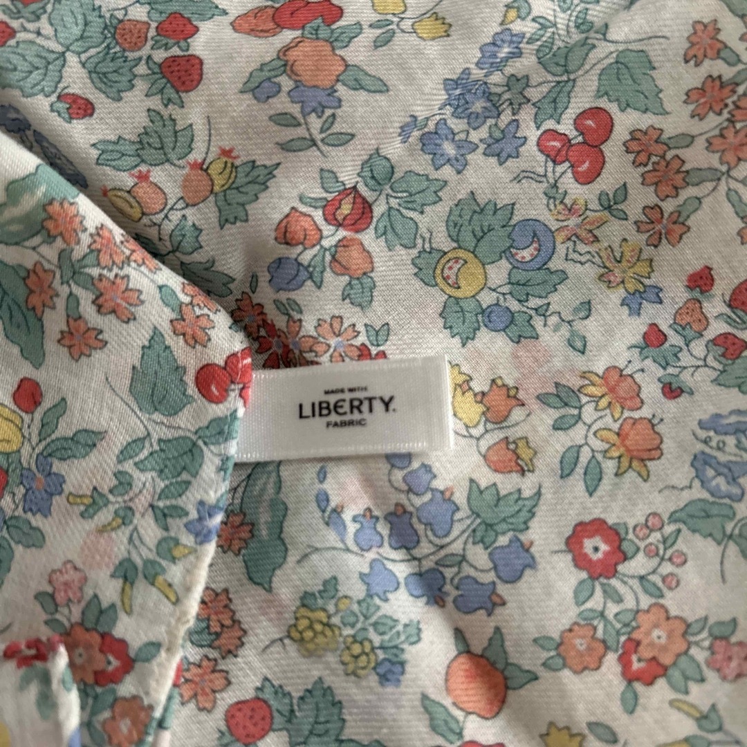 LIBERTY.(リバティ)のLIBERTY リバティ コットンスカーフ レディースのファッション小物(バンダナ/スカーフ)の商品写真