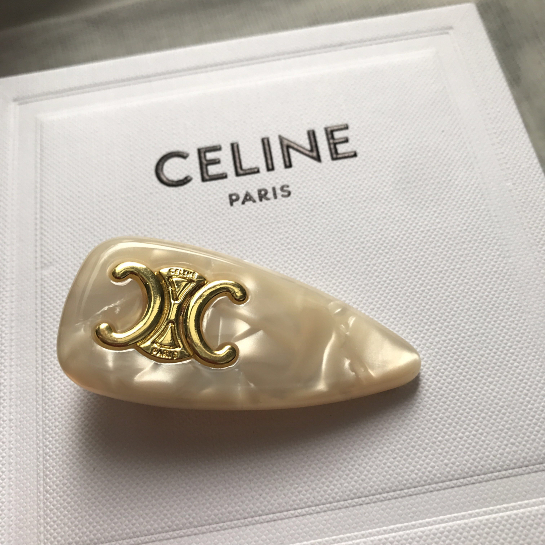 celine Celine セリーヌ ロゴヘアクリップ ヘアアクセサリーの通販 by チー's shop｜セリーヌならラクマ