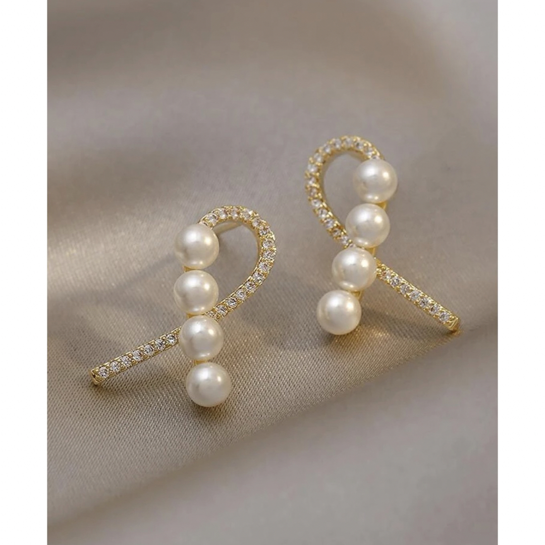 JILL by JILLSTUART(ジルバイジルスチュアート)の【Design Pearl Pierce】#32 レディースのアクセサリー(ピアス)の商品写真