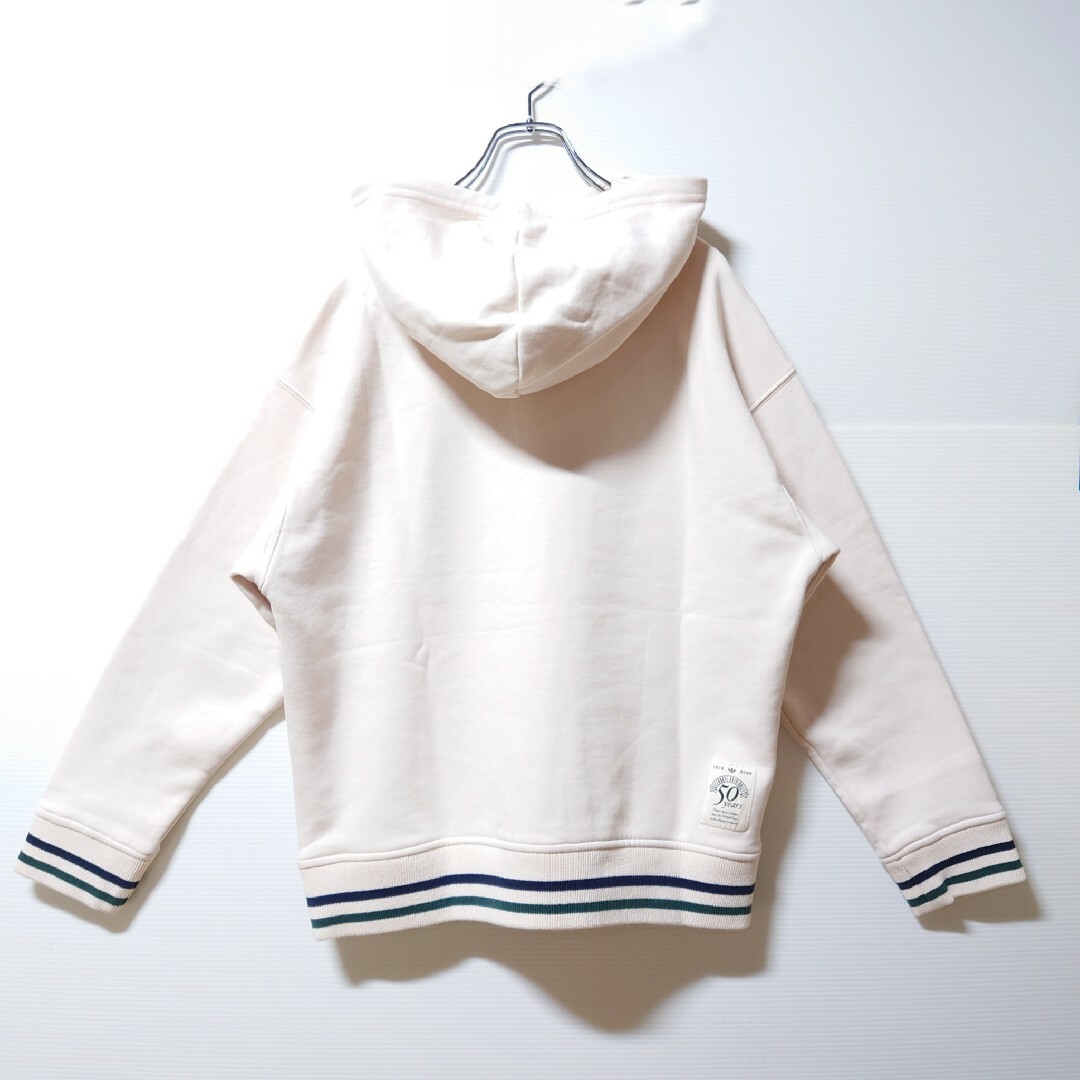 adidas(アディダス)の【美品！ユニセックス】adidas★パーカー★フーディー★スウェット★白★2XL レディースのトップス(パーカー)の商品写真