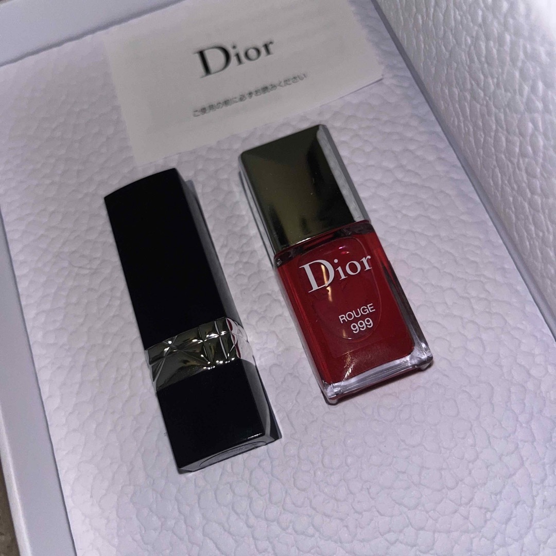 Dior(ディオール)の新品　Dior ミニサイズ　【999】 コスメ/美容のベースメイク/化粧品(口紅)の商品写真