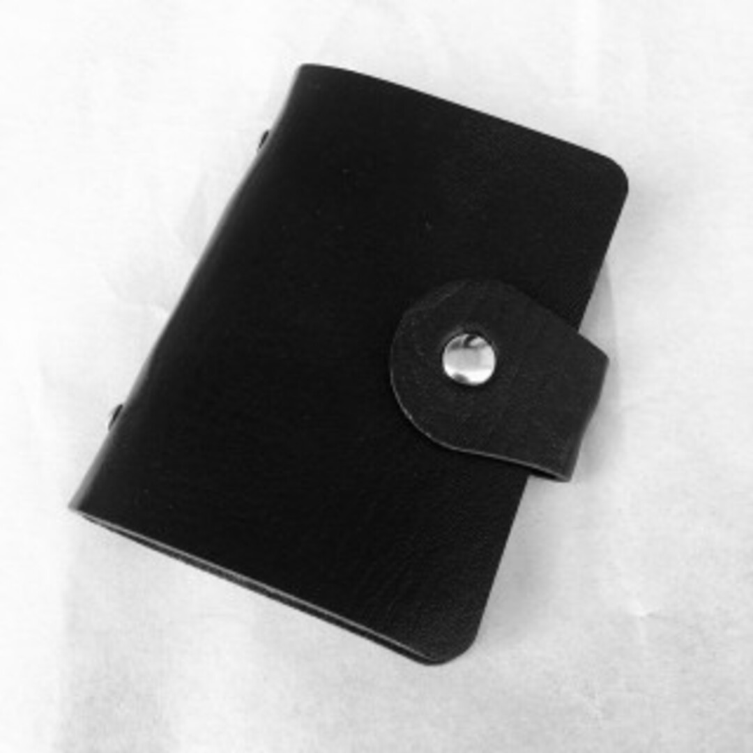 セール! 24枚収納可 コンパクト カードケース 黒 メンズのファッション小物(名刺入れ/定期入れ)の商品写真