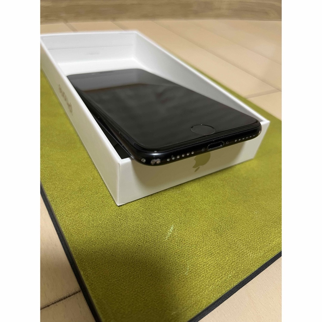 iPhone SE2（第2世代）64GB ブラック