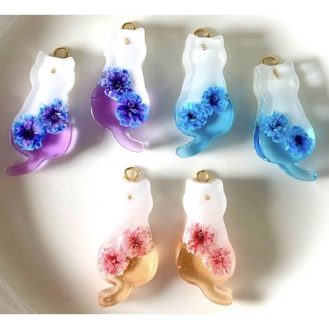 【1741】ジャンピング猫　チャーム　レジン　ハンドメイド　アクセサリー　セット