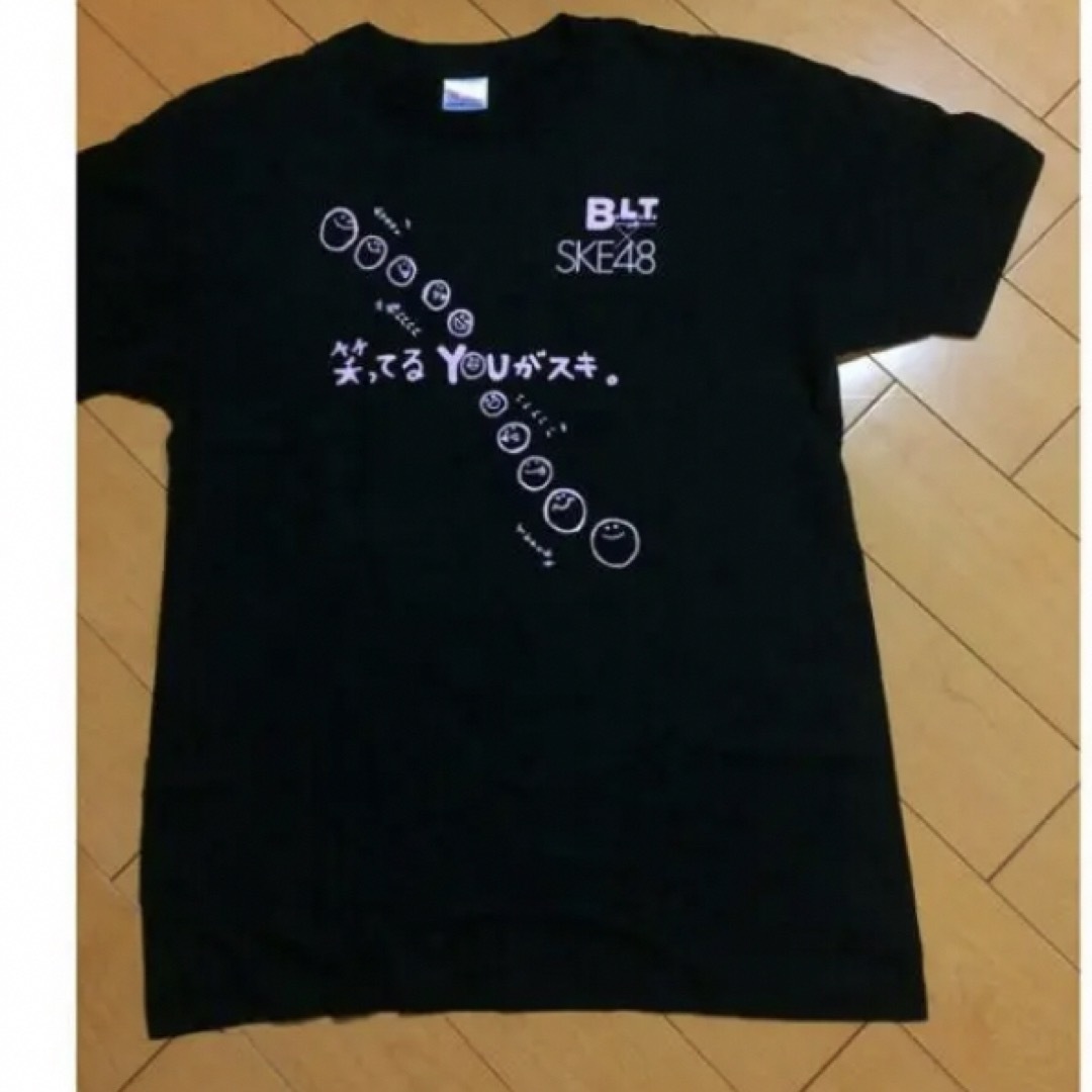 SKE48(エスケーイーフォーティーエイト)のSKE✖︎B.L.TコラボブラックコットンT メンズのトップス(Tシャツ/カットソー(半袖/袖なし))の商品写真