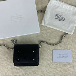 新品MAISON MARGIELA マルジェラチェーン ショルダー ミニ財布の通販