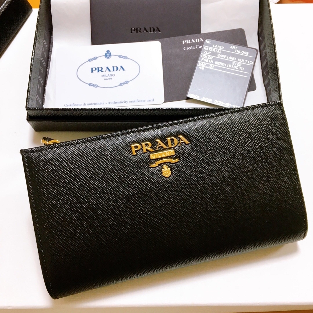 PRADA - 新品同様 PRADA サフィアーノマルチカラー 財布 長財布 プラダ