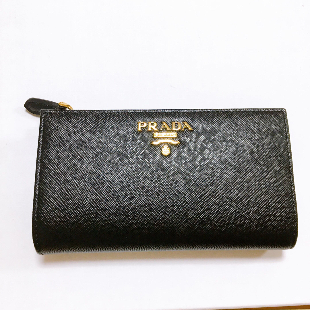 ※10/16まで　PRADA　サフィアーノ　二つ折り財布　マルチカラー