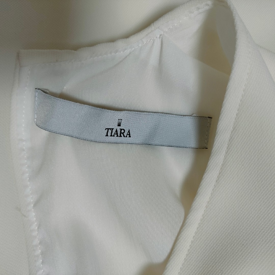tiara(ティアラ)のTIARA ドレス レディースのフォーマル/ドレス(ロングドレス)の商品写真