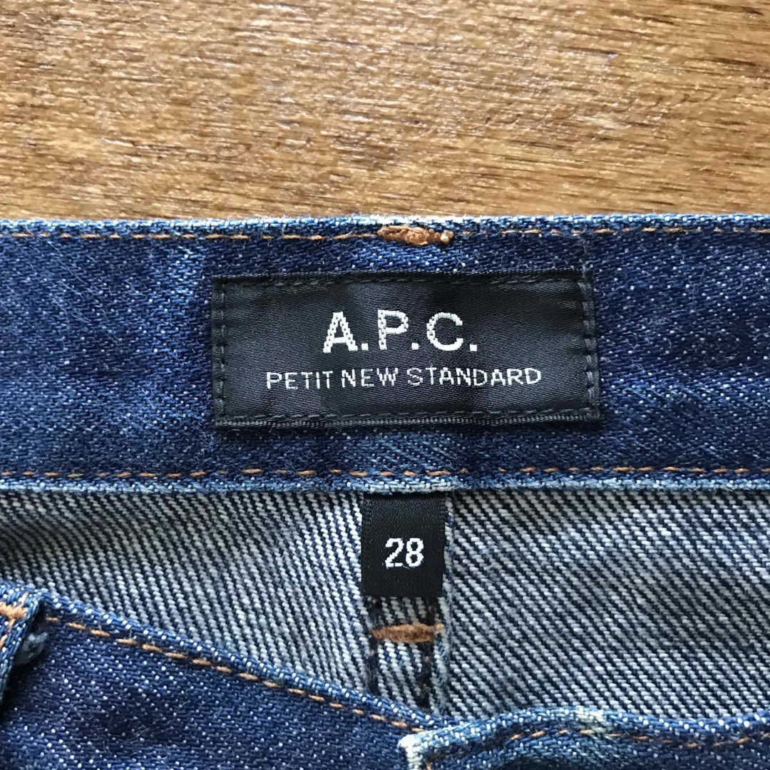 A.P.C - プチニュースタンダード 28 アーペーセーの通販 by マル's