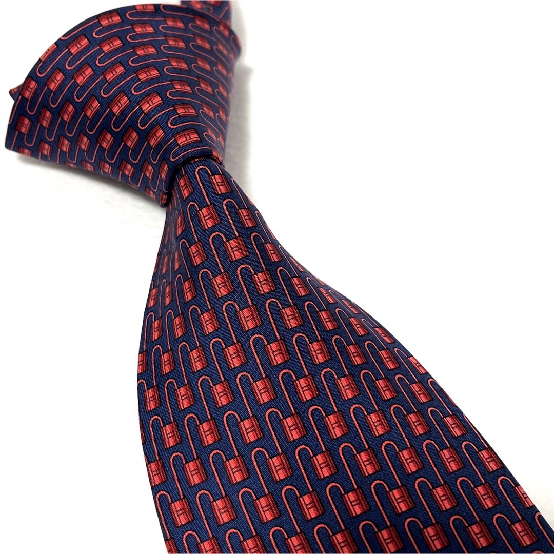 Hermes - ✨【極美品】✨ HERMES エルメス 高級シルク ネクタイ お洒落