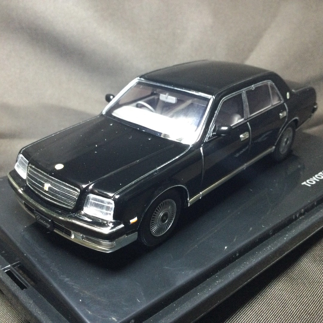 ミニカーTOYOTA CENTURY 1/43 MTECH トヨタ センチュリー