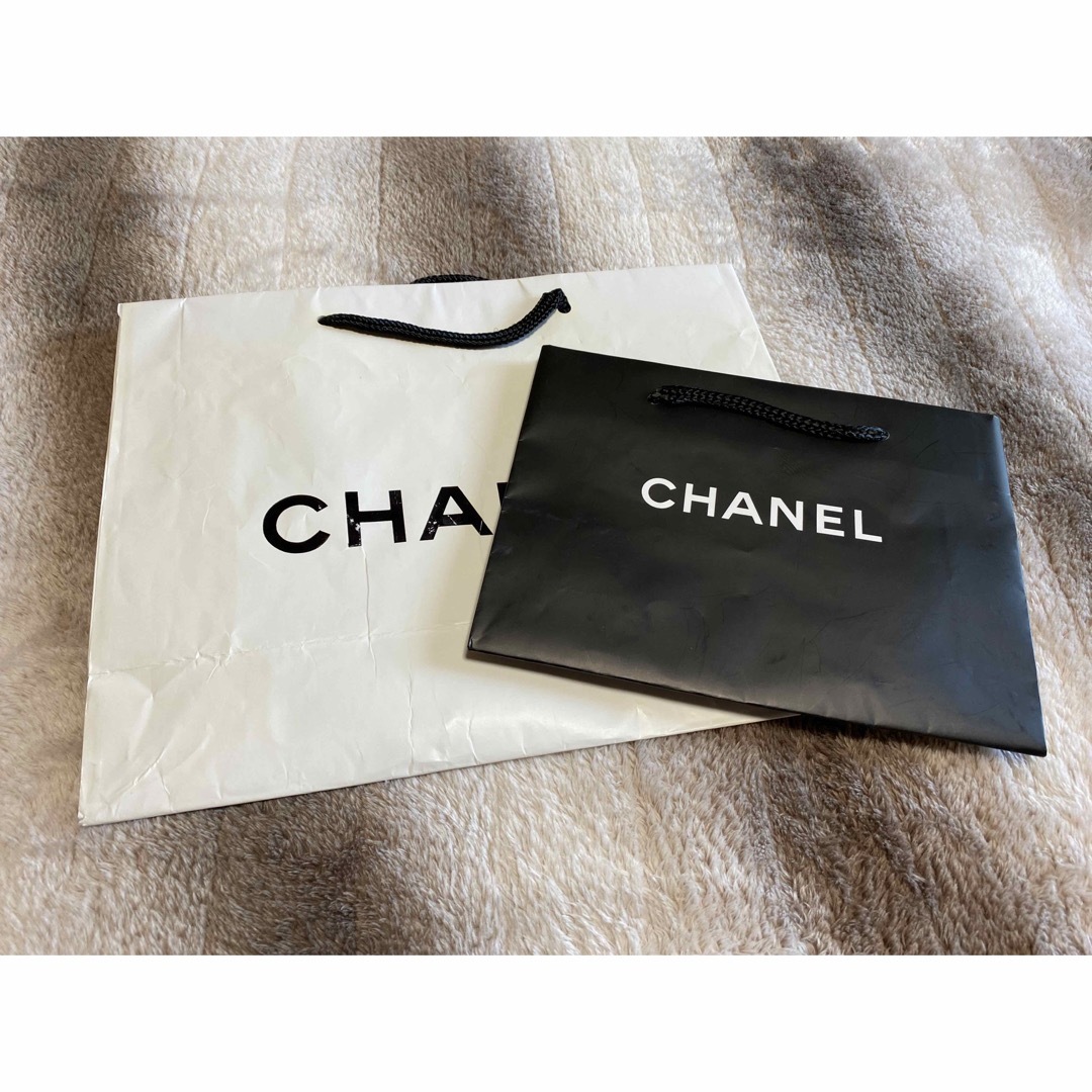 CHANEL(シャネル)のCHANEL ショップ袋　紙袋 レディースのバッグ(ショップ袋)の商品写真