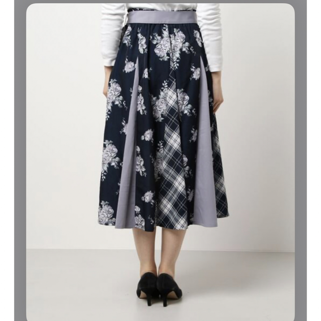 axes femme(アクシーズファム)のaxes femme パッチワークミディスカート 新品タグ付き M レディースのスカート(ロングスカート)の商品写真