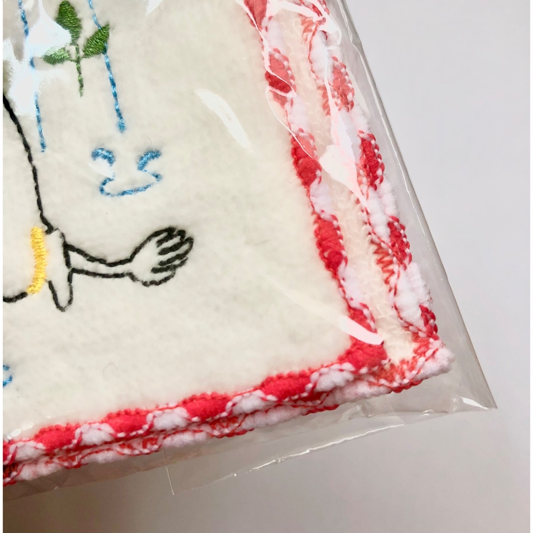 MOOMIN(ムーミン)のMOOMIN ムーミン  ハンカチ　タオルハンカチ 綿 刺繍 レディースのファッション小物(ハンカチ)の商品写真